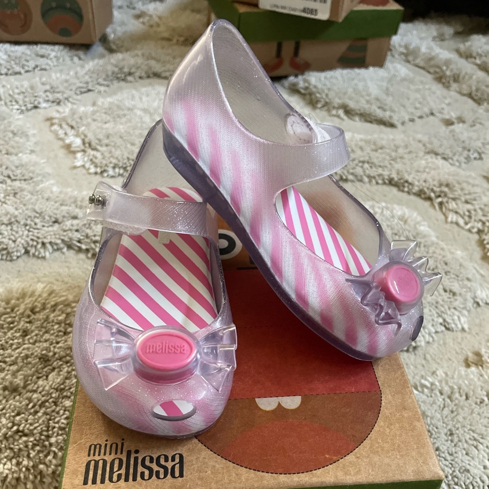 New Mini Melissa size 8